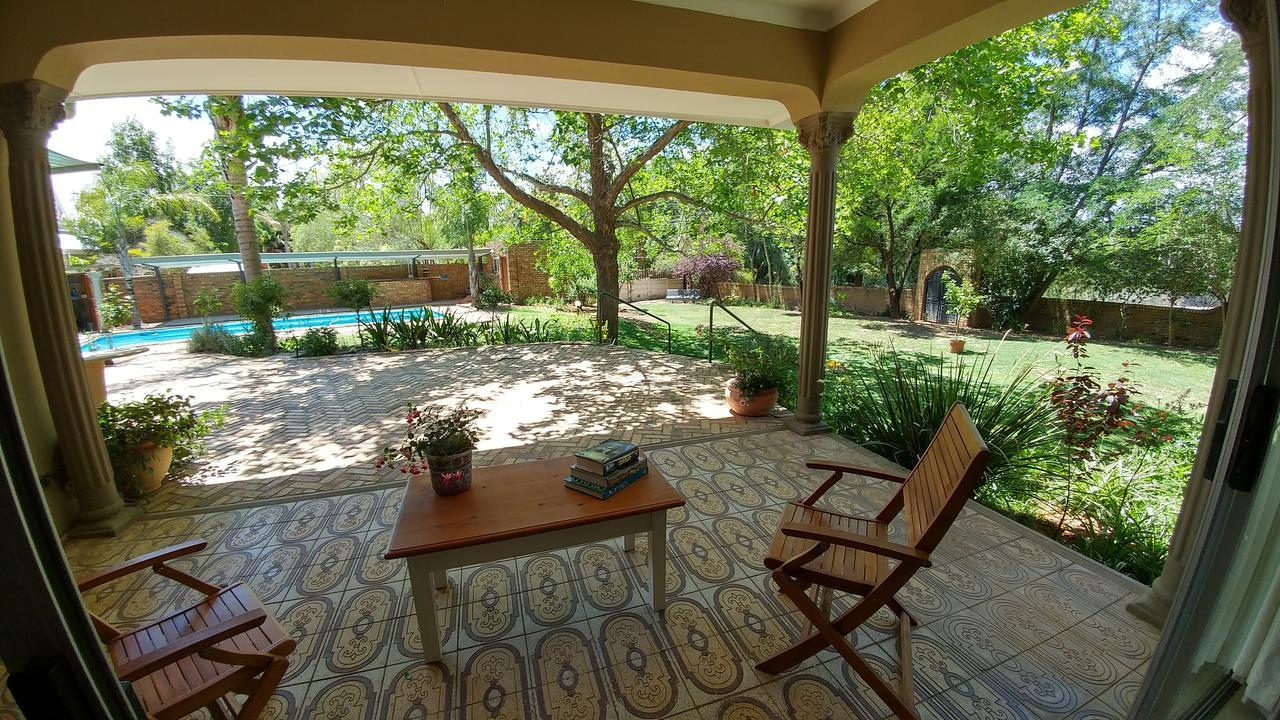 Rosa B&B Oudtshoorn Luaran gambar